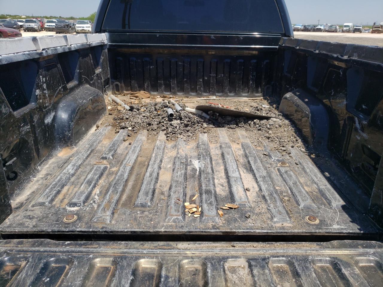 Photo 6 from auction – 2006 FORD F150 with VIN 1FTRF022X6KB97101