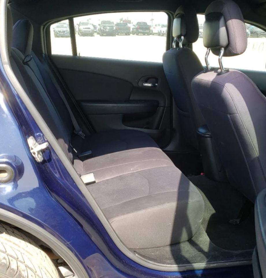 Photo 17 from auction – 2013 CHRYSLER 200 TOURIN with VIN 1C3CCBBBXDN694062