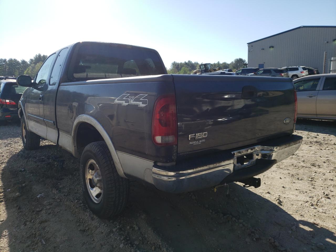 Photo 3 from auction – 2001 FORD F150 with VIN 1FTRX18L61NB64249