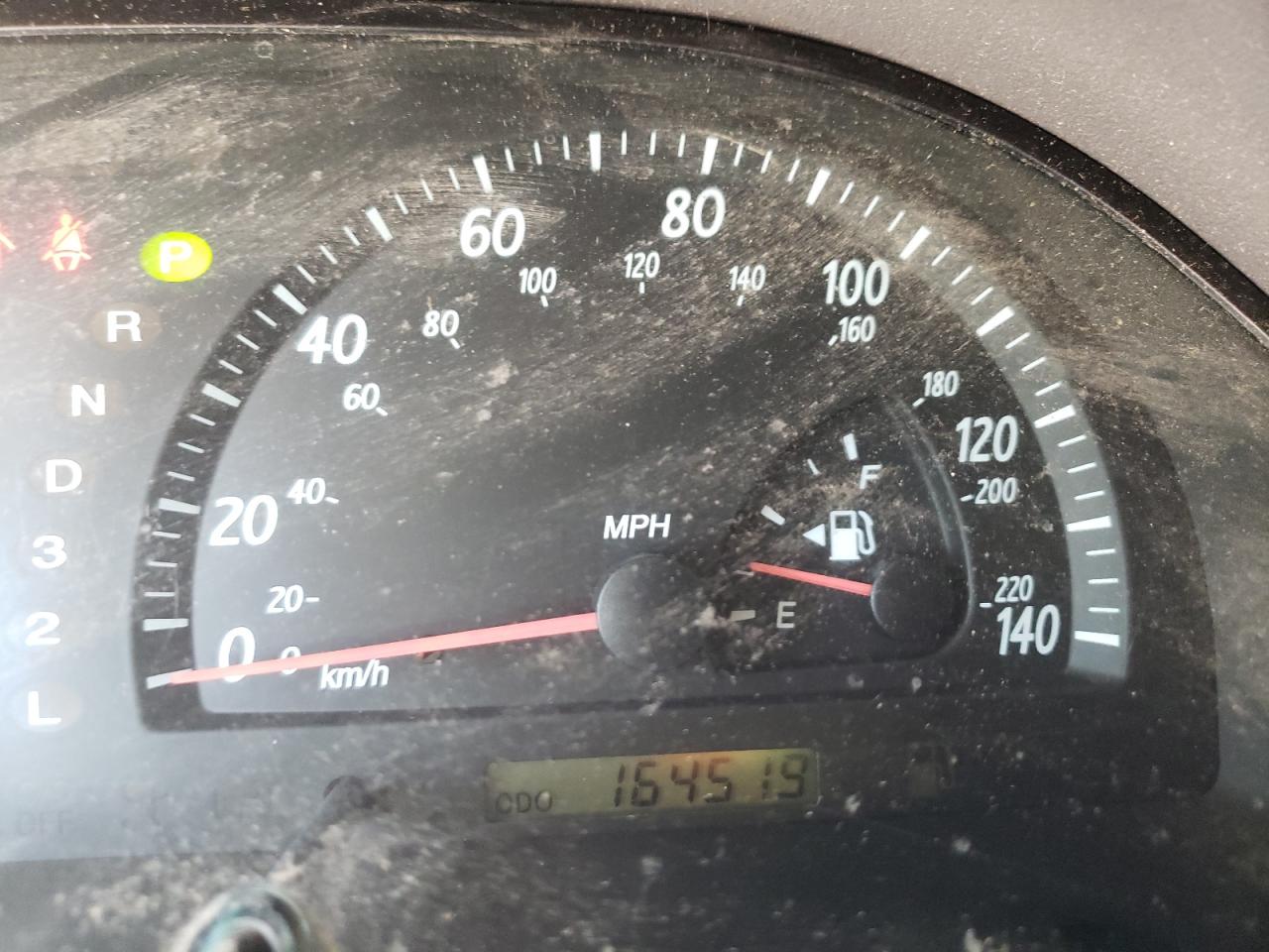 Photo 13 from auction – 2003 TOYOTA CAMRY LE with VIN 4T1BF32K93U564763