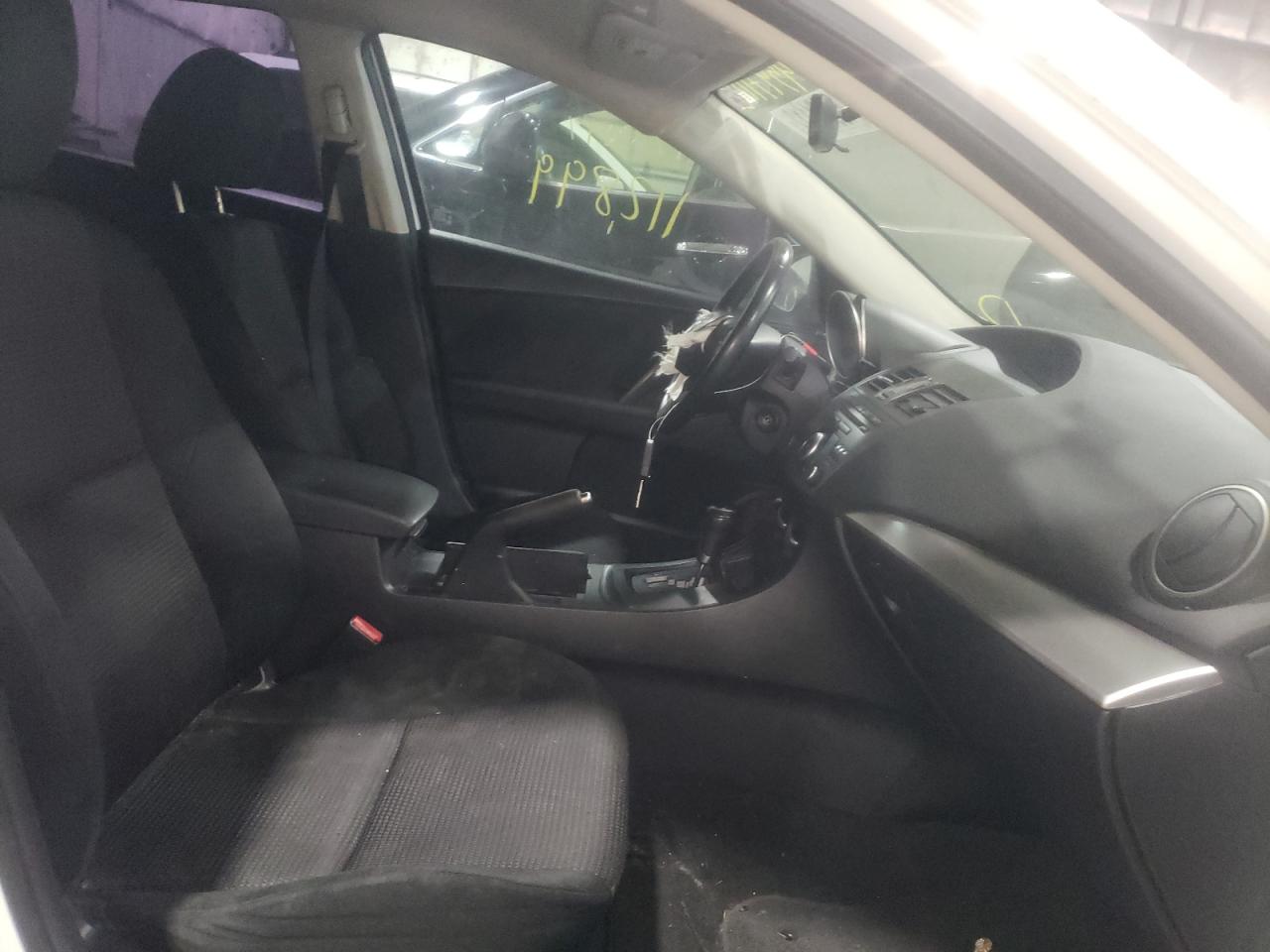 Photo 5 from auction – 2012 MAZDA 3 with VIN JM1BL1L79C1574707