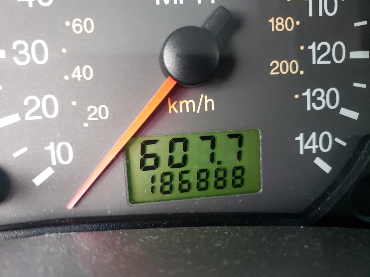 Photo 18 from auction – 2005 FORD FOCUS ZX4 with VIN 1FAFP34N05W299268