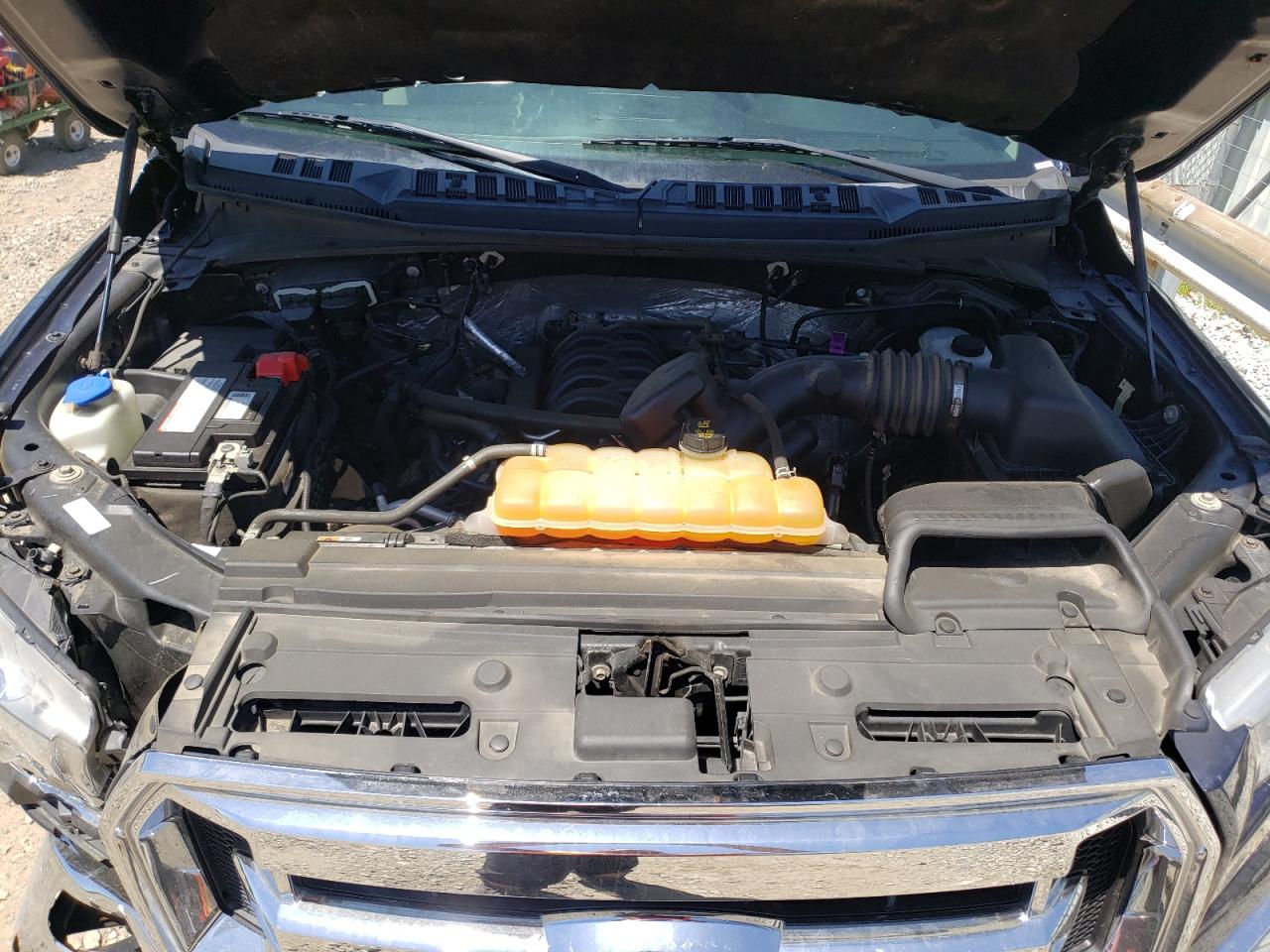 Photo 7 from auction – 2016 FORD F150 SUPER with VIN 1FTFX1EF0GFB37679
