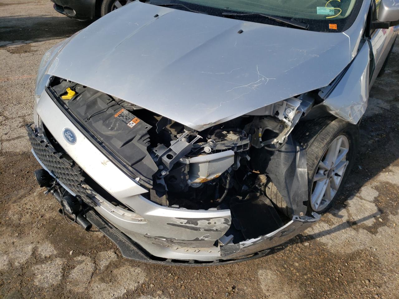 Photo 9 from auction – 2015 FORD FOCUS SE with VIN 1FADP3K20FL327170