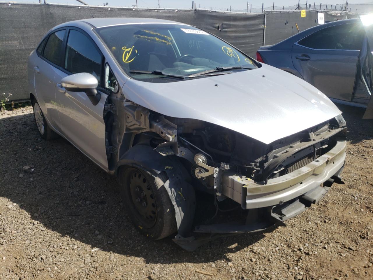 FORD FIESTA SE 2014 with VIN 3FADP4BJ2EM228053 - Photo from auction