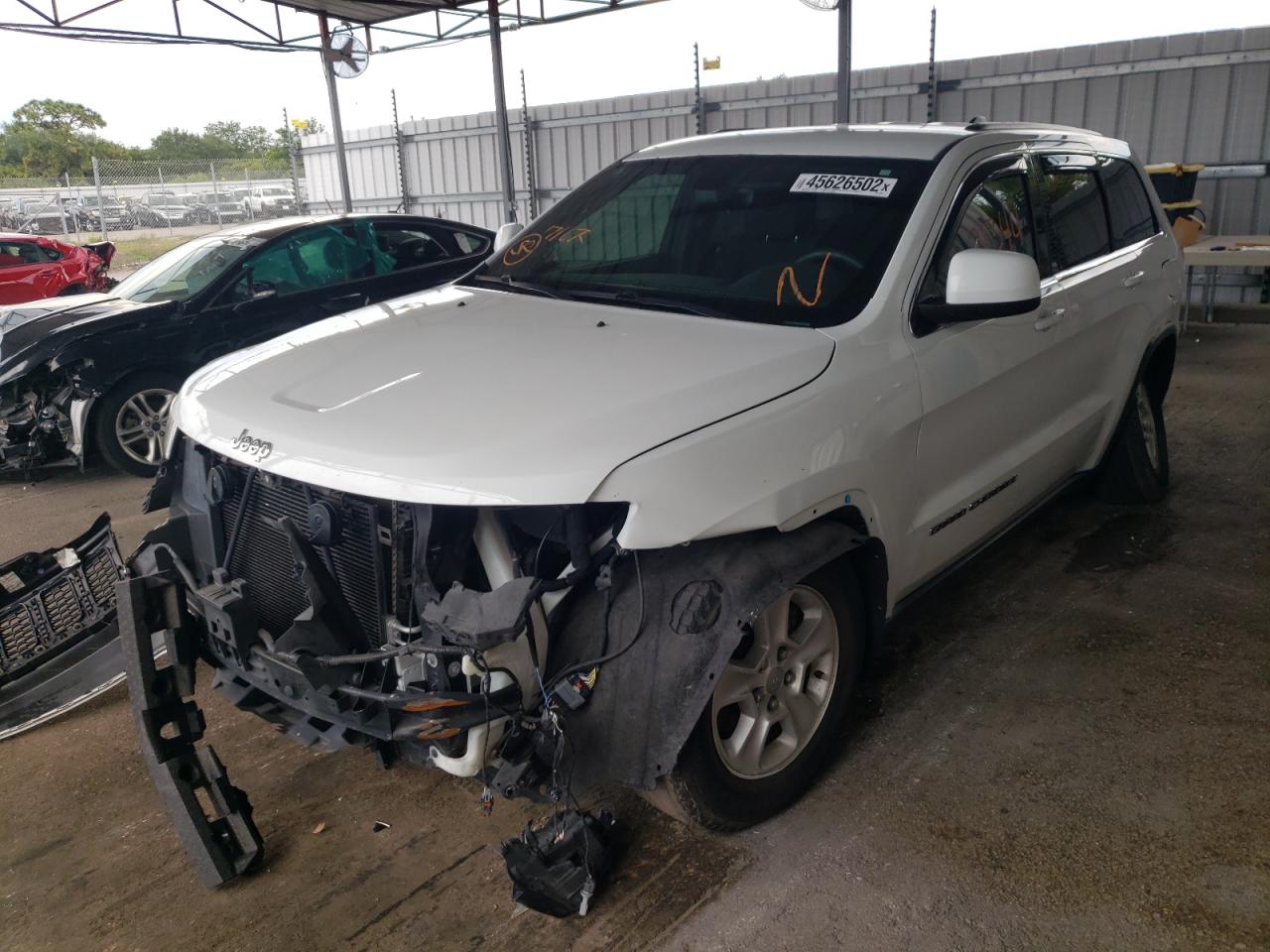 Photo 15 from auction – 2017 JEEP GRAND CHER with VIN 1C4RJEAG2HC685884