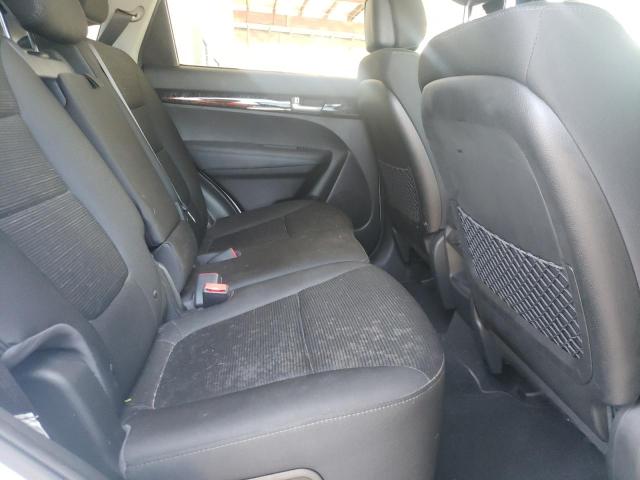 Photo 6 from auction – 2014 KIA SORENTO LX with VIN 5XYKT3A63EG470089