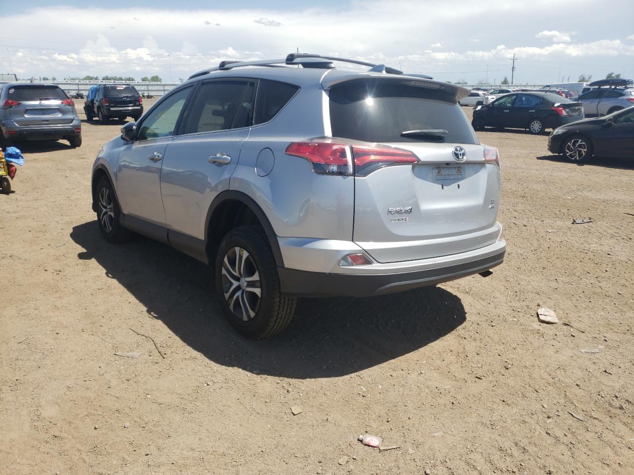 Photo 3 from auction – 2016 TOYOTA RAV4 LE with VIN 2T3BFREV3GW481660
