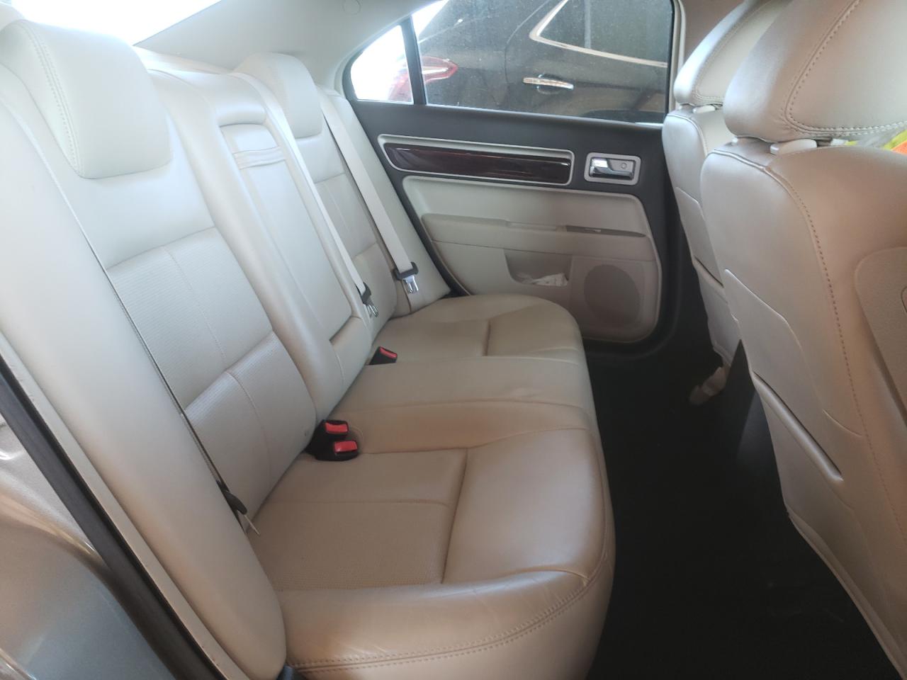 Photo 6 from auction – 2009 LINCOLN MKZ with VIN 3LNHM26T79R615397