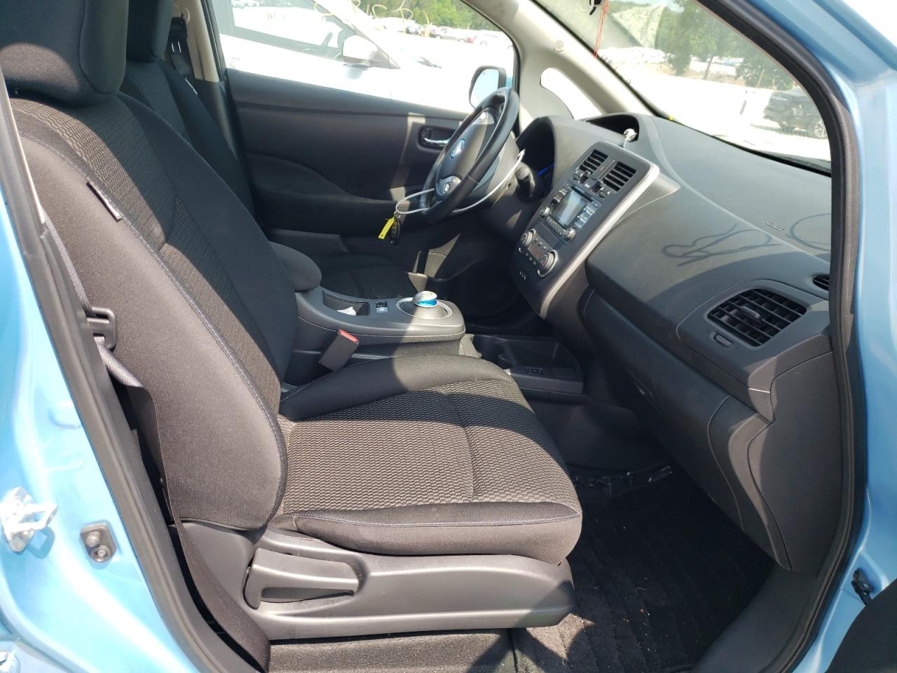 Photo 19 from auction – 2015 NISSAN LEAF S with VIN 1N4AZ0CPXFC321141