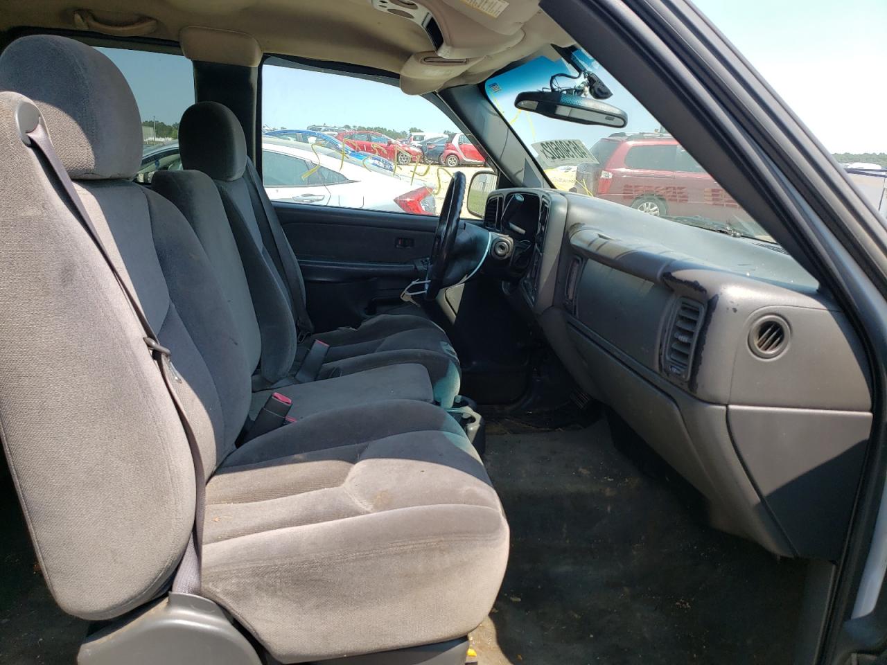 Photo 5 from auction – 2003 GMC NEW SIERRA with VIN 2GTEC19V531323583