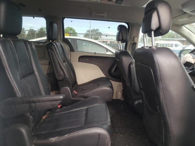Photo 6 from auction – 2013 CHRYSLER TOWN & COU with VIN 2C4RC1BG4DR821824