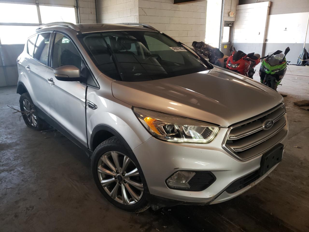 Photo 1 from auction – 2017 FORD ESCAPE TIT with VIN 1FMCU9JD1HUA31524