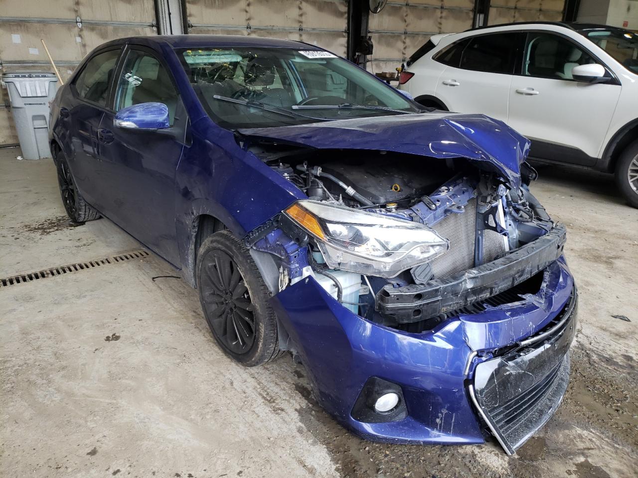TOYOTA COROLLA L 2015 with VIN 2T1BURHE1FC330245 - Photo from auction