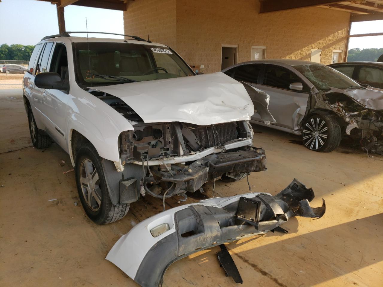 Photo 14 from auction – 2004 CHEVROLET TRAILBLAZE with VIN 1GNDT13S242150687