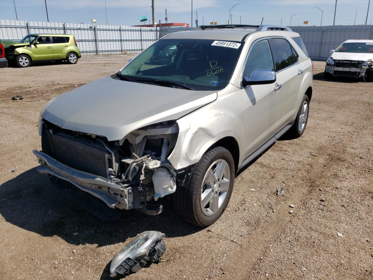Photo 2 from auction – 2014 CHEVROLET EQUINOX LT with VIN 2GNFLDE38E6300600