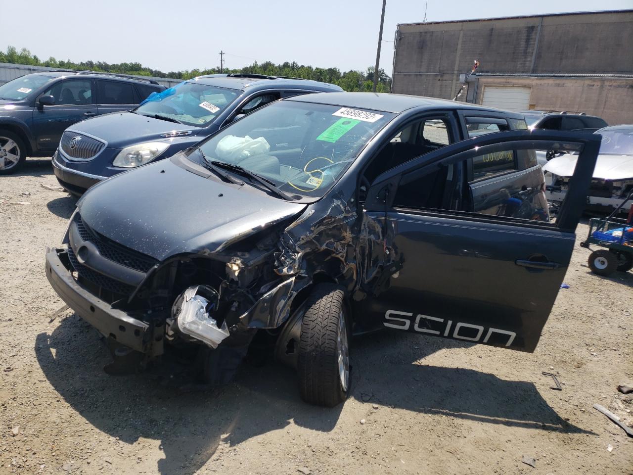 Photo 15 from auction – 2006 TOYOTA SCION XA with VIN JTKKT604360150501