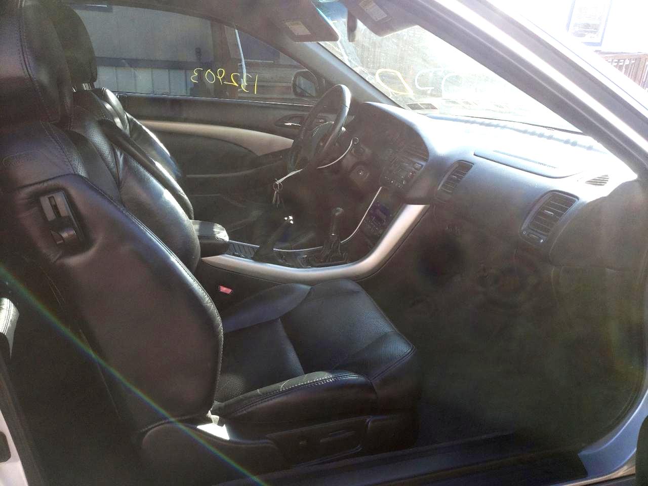 Photo 5 from auction – 2003 ACURA 3.2CL TYPE with VIN 19UYA41643A015630
