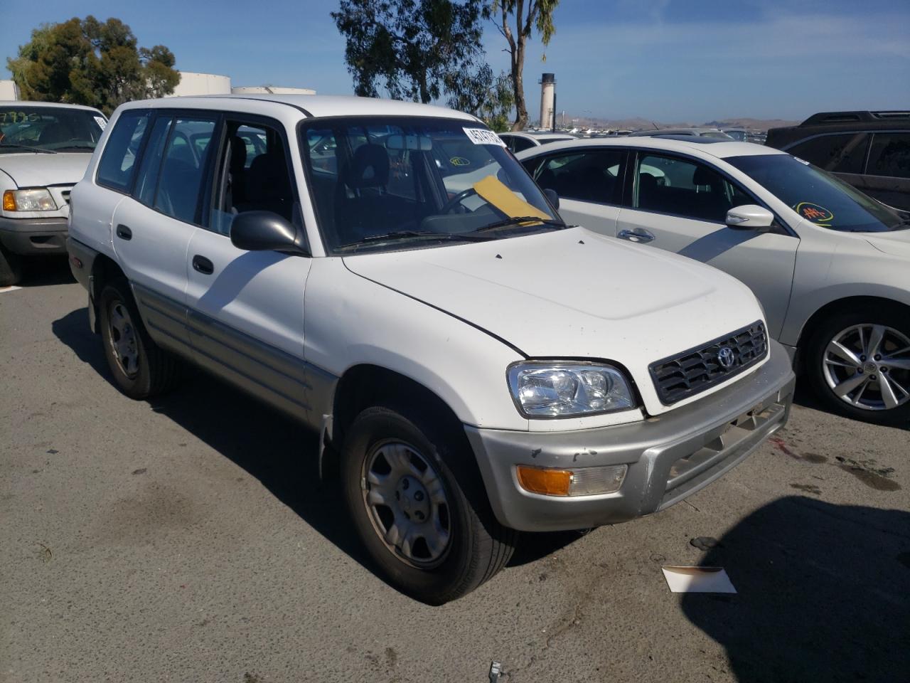Photo 1 from auction – 2000 TOYOTA RAV4 with VIN JT3GP10V5Y0050470