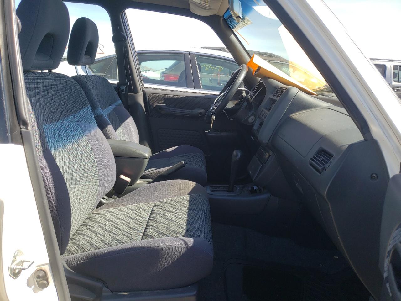 Photo 5 from auction – 2000 TOYOTA RAV4 with VIN JT3GP10V5Y0050470