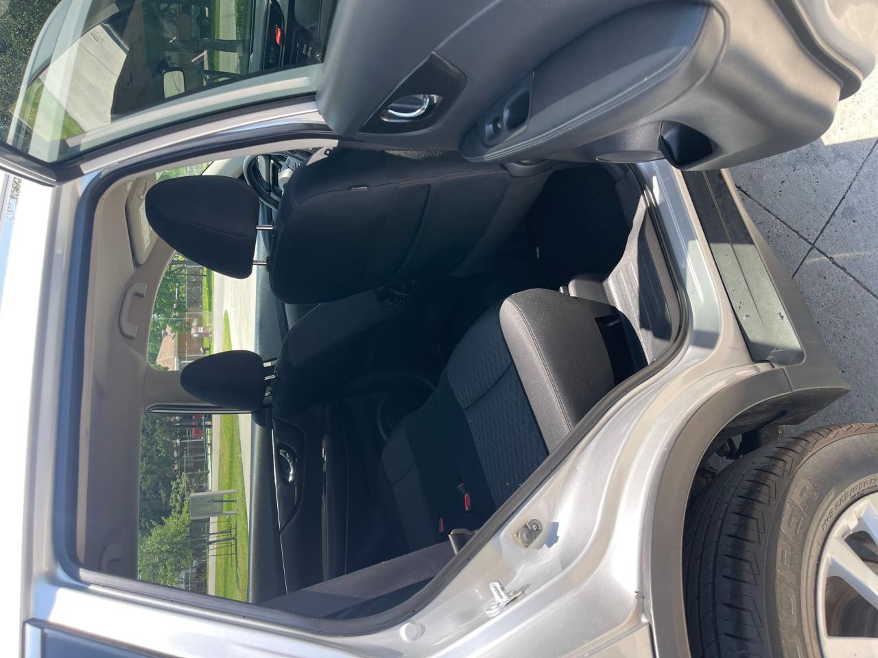 Photo 6 from auction – 2017 NISSAN ROGUE S with VIN KNMAT2MV8HP545427