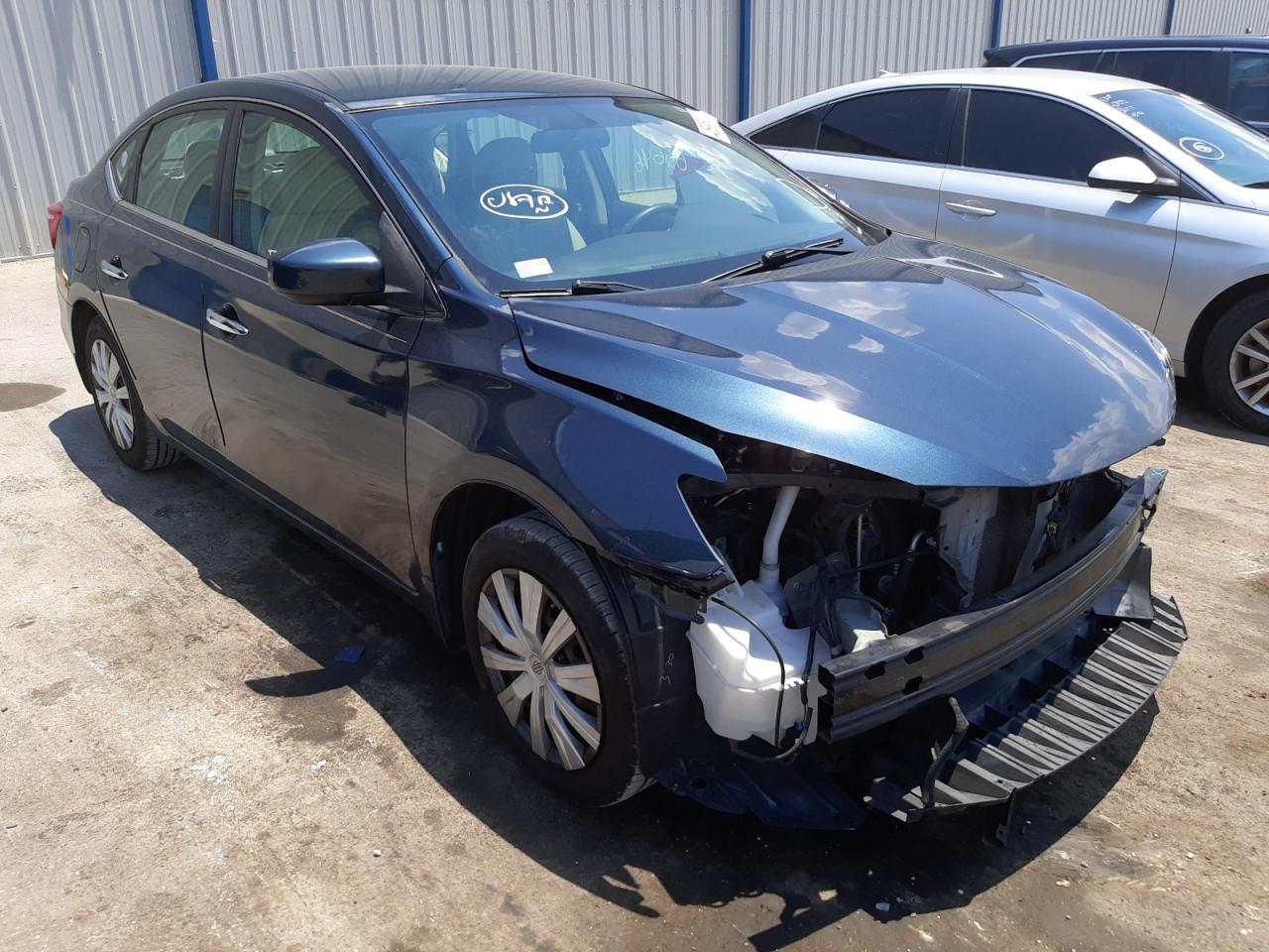 NISSAN SENTRA S 2016 with VIN 3N1AB7AP1GL670482 - Photo from auction