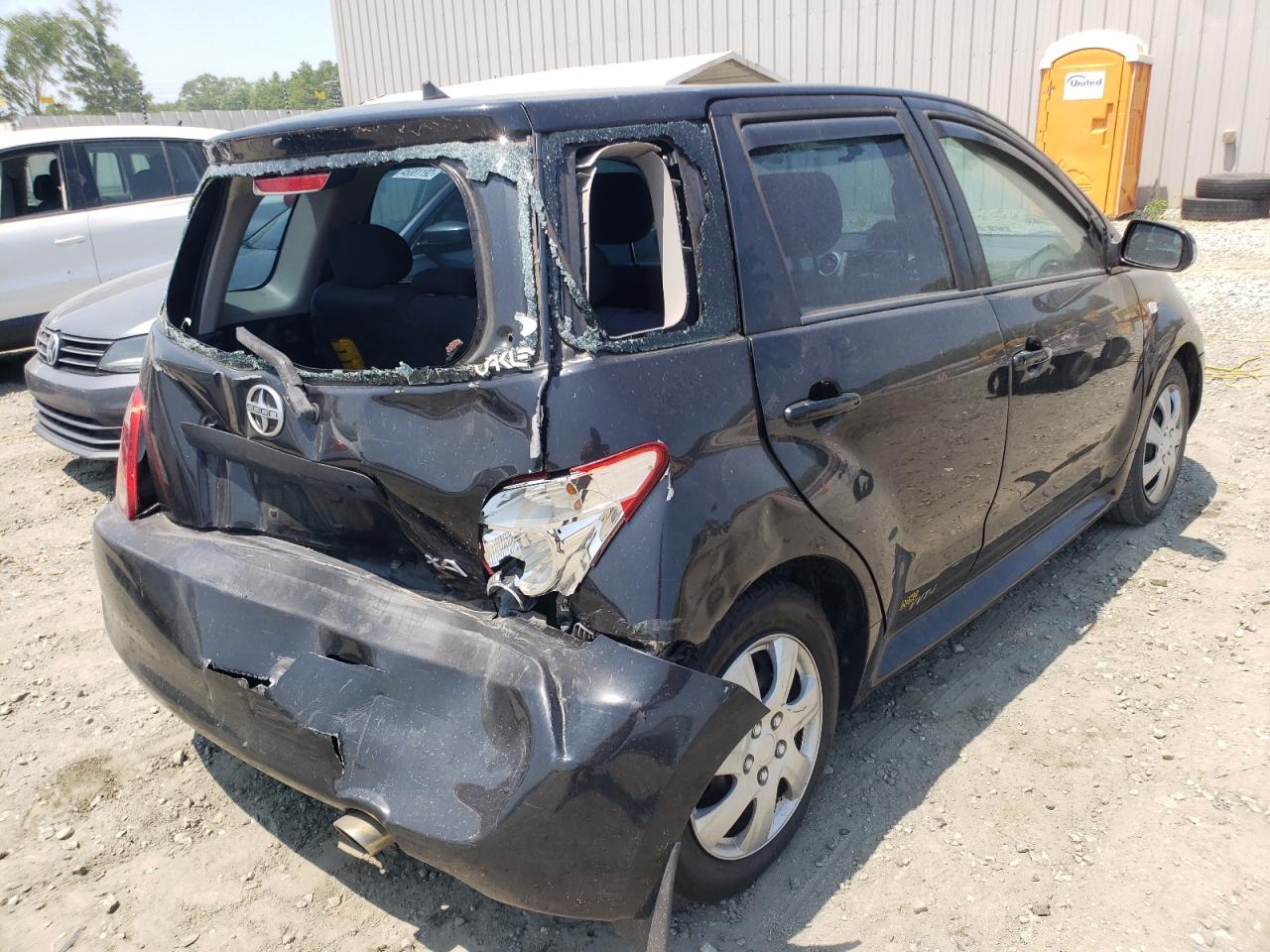 Photo 4 from auction – 2006 TOYOTA SCION XA with VIN JTKKT624760171025
