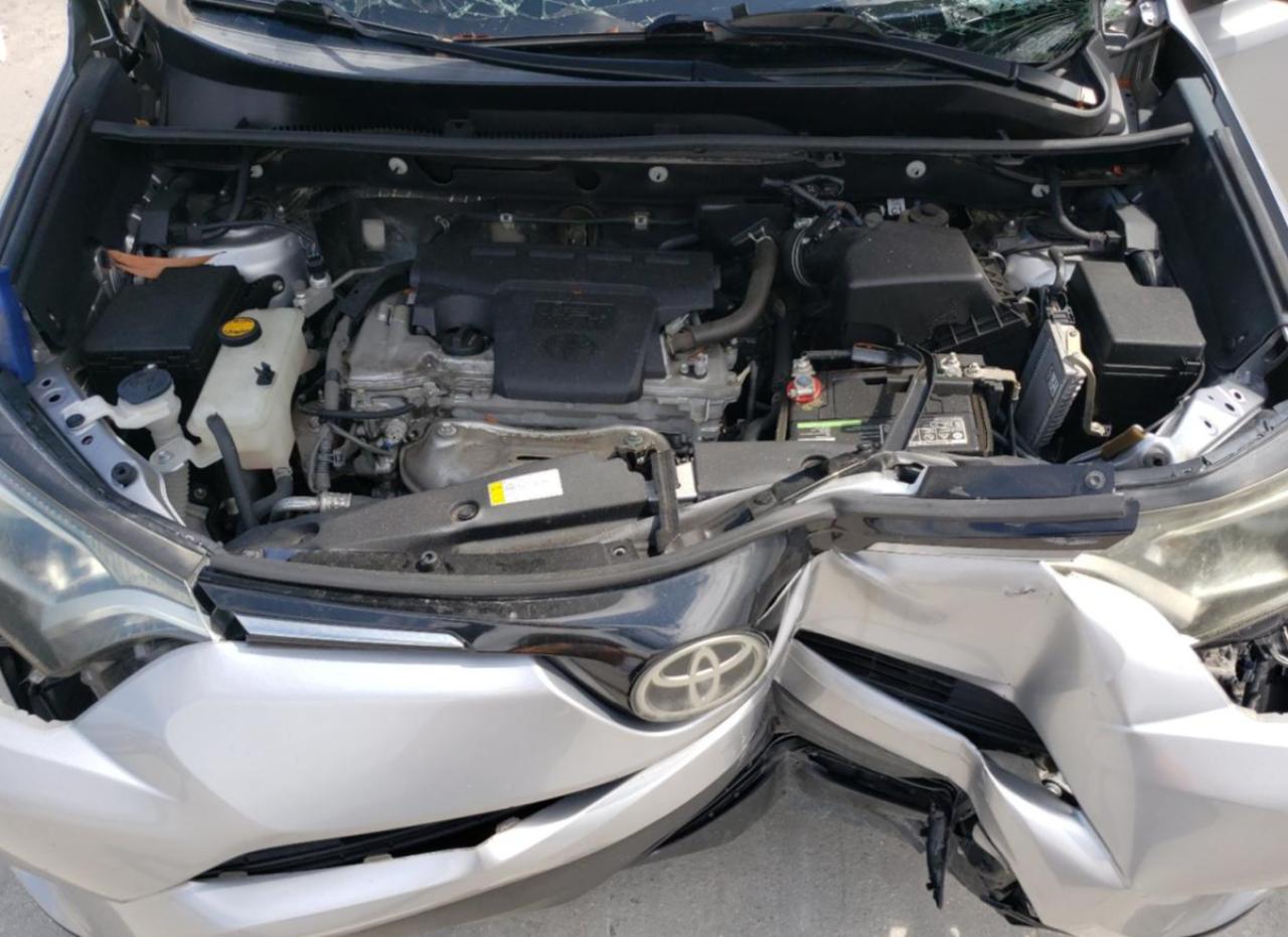 Photo 7 from auction – 2017 TOYOTA RAV4 LE with VIN 2T3ZFREV3HW346260