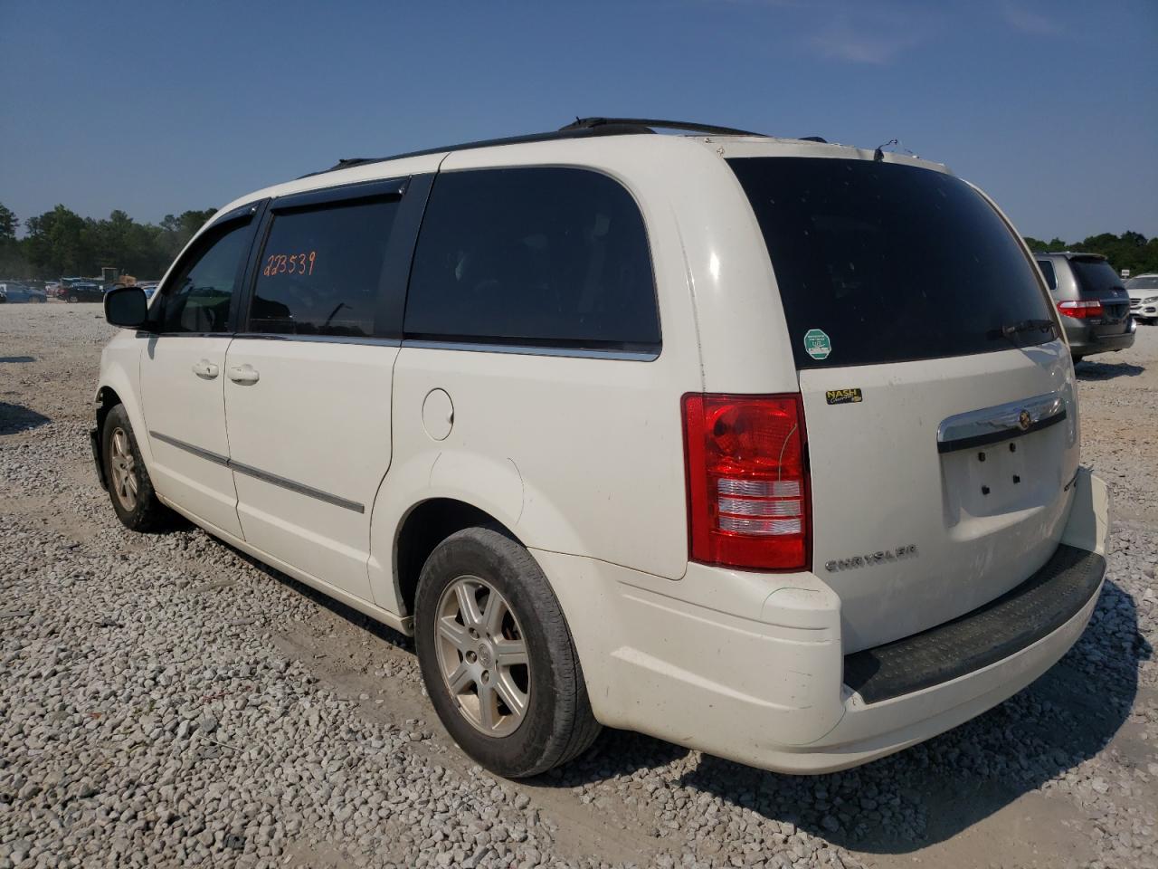 Photo 3 from auction – 2010 CHRYSLER TOWN & COU with VIN 2A4RR5D11AR221377