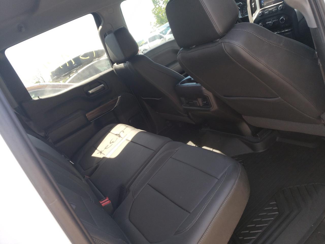 Photo 6 from auction – 2021 CHEVROLET SILVERADO with VIN 1GCPYFEL0MZ136014