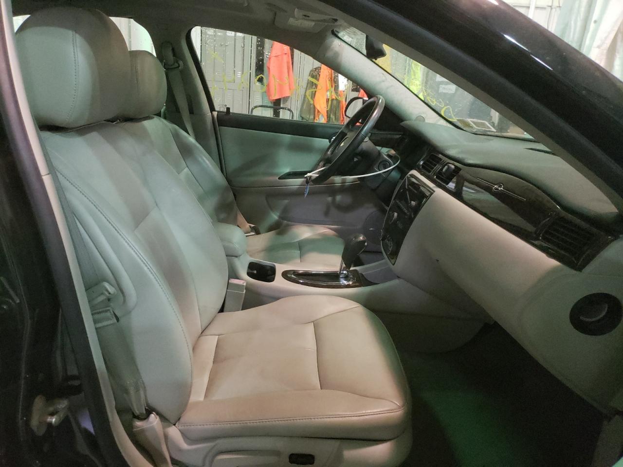Photo 5 from auction – 2014 CHEVROLET IMPALA LIM with VIN 2G1WC5E38E1130775