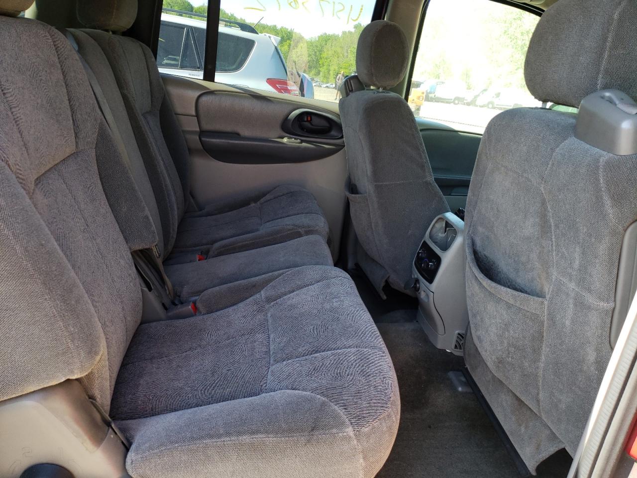 Photo 6 from auction – 2002 CHEVROLET TRAILBLAZE with VIN 1GNET16S326137503