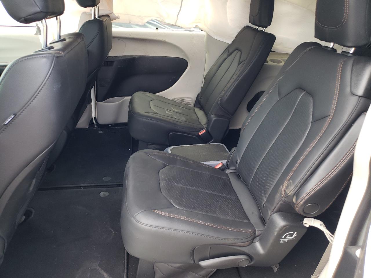 Photo 6 from auction – 2020 CHRYSLER PACIFICA T with VIN 2C4RC1BG2LR142987