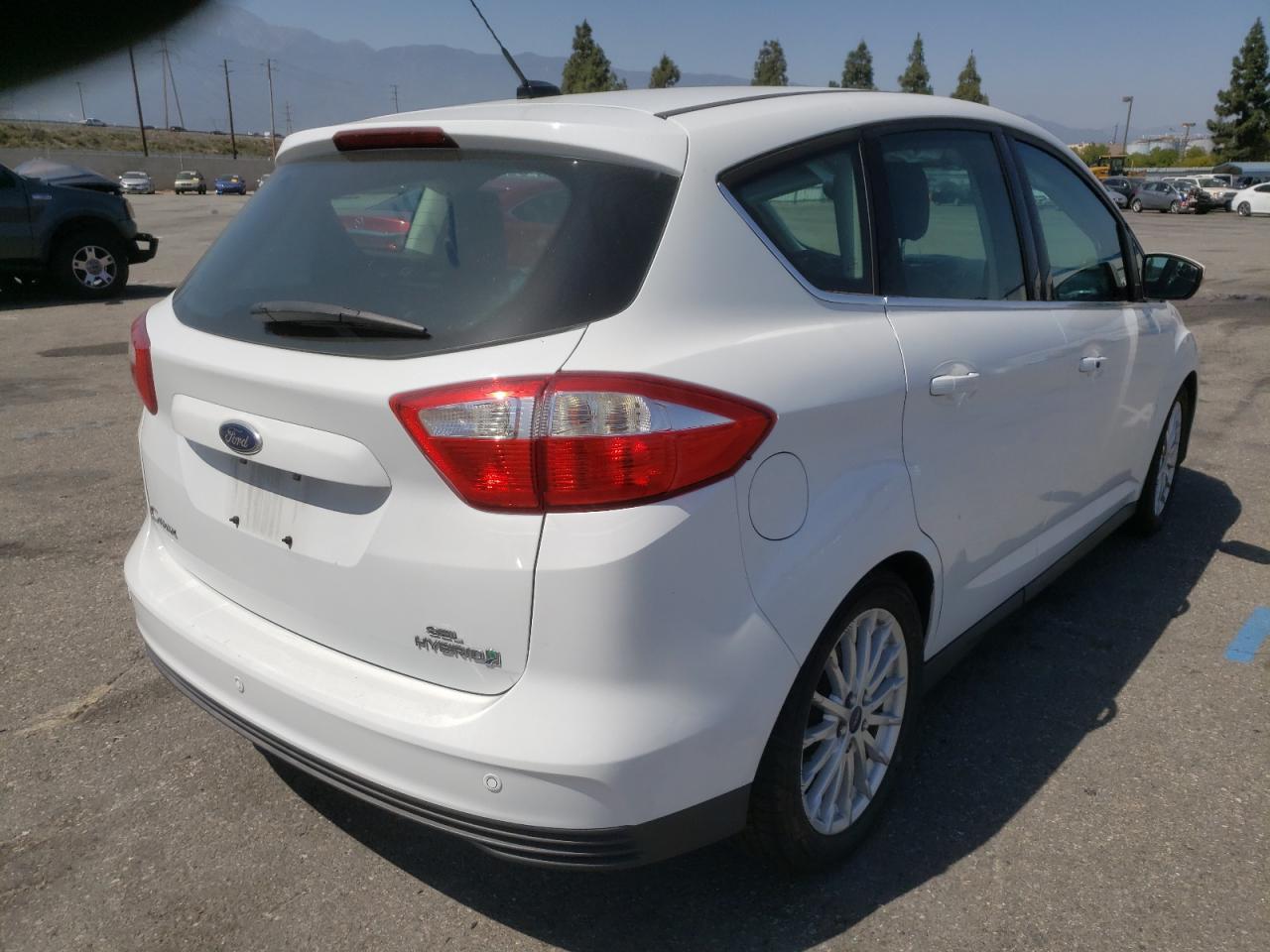 Photo 4 from auction – 2013 FORD C-MAX SEL with VIN 1FADP5BU0DL532238