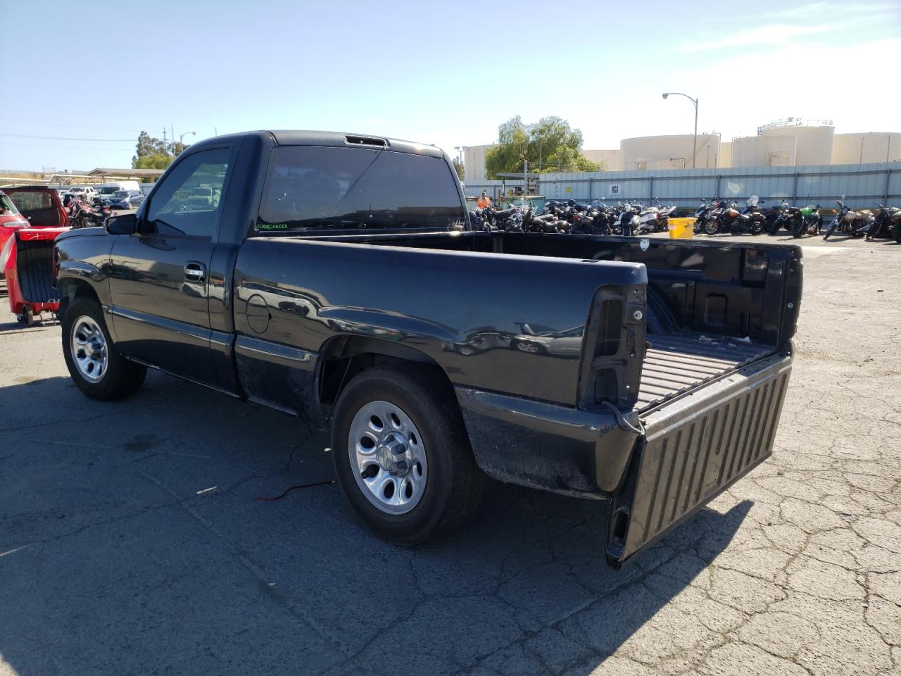 Photo 3 from auction – 2004 CHEVROLET SILVERADO with VIN 1GCEC14V94Z306768