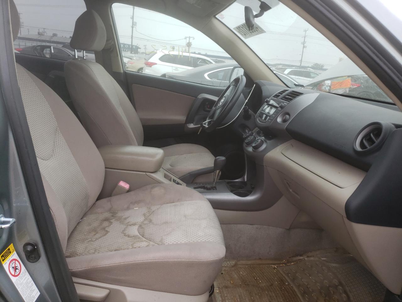 Photo 5 from auction – 2007 TOYOTA RAV4 with VIN JTMZD33V476028086