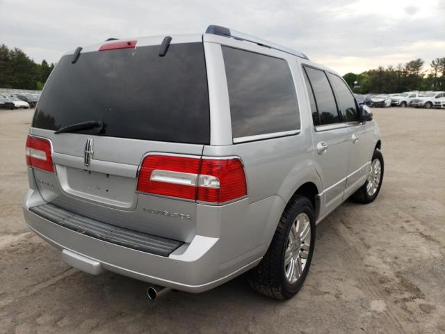 Photo 4 from auction – 2011 LINCOLN NAVIGATOR with VIN 5LMJJ2J52BEJ10151