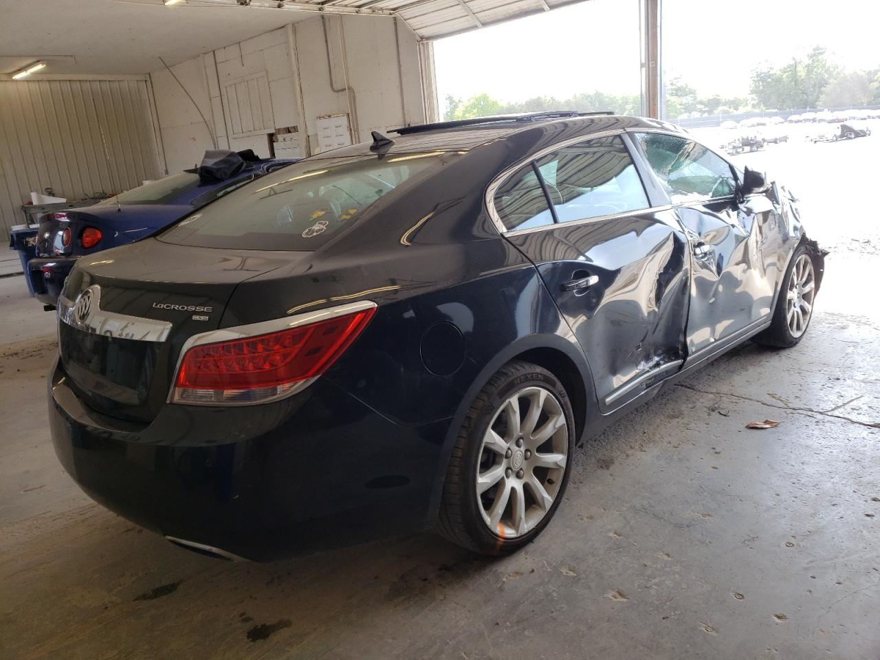 Photo 4 from auction – 2010 BUICK LACROSSE C with VIN 1G4GE5EV6AF254923