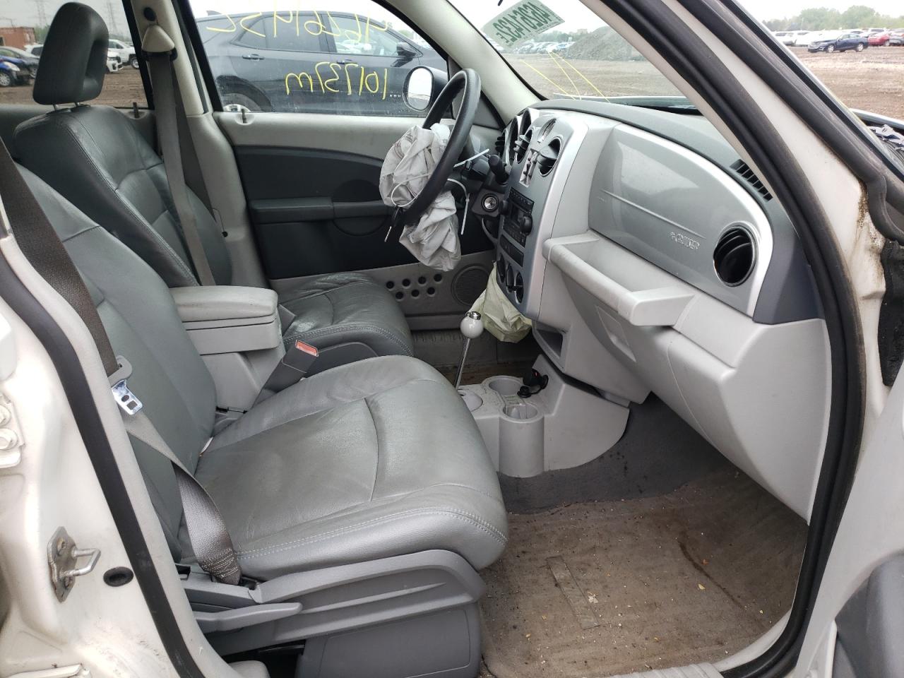 Photo 5 from auction – 2008 CHRYSLER PT CRUISER with VIN 3A8FY58B18T187892