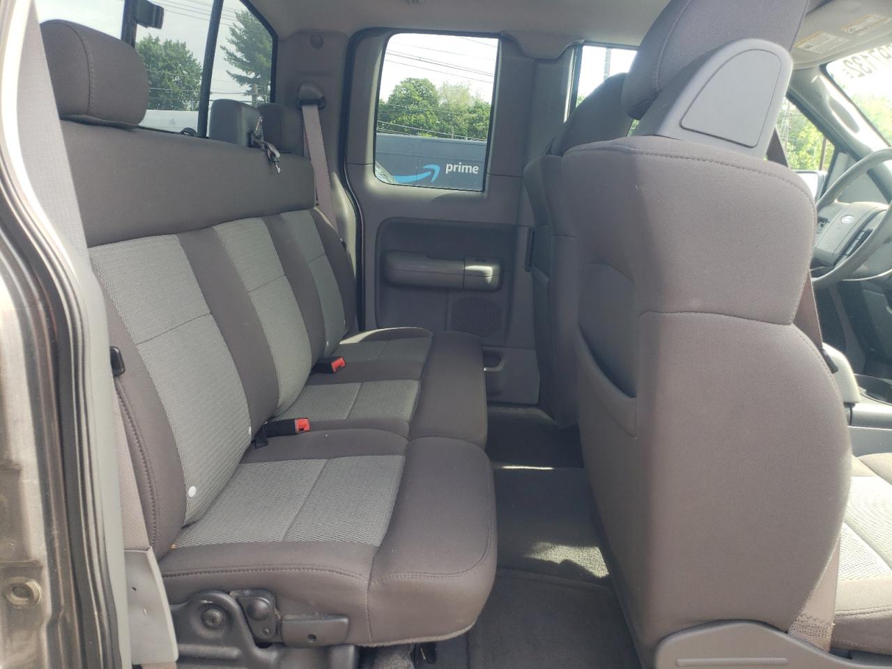 Photo 6 from auction – 2005 FORD F150 with VIN 1FTRX12W35FA03442