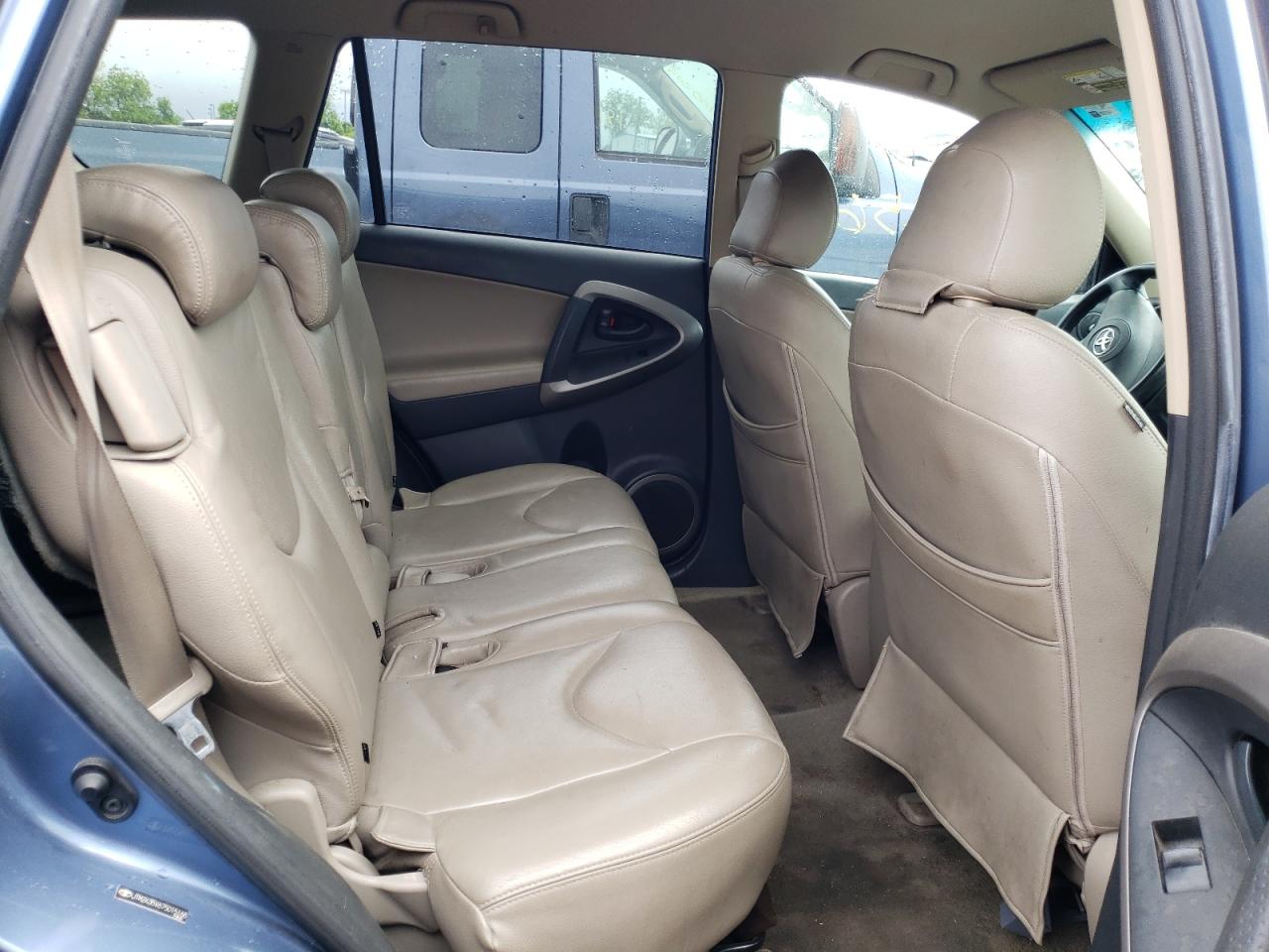 Photo 6 from auction – 2007 TOYOTA RAV4 with VIN JTMZK35V675015168