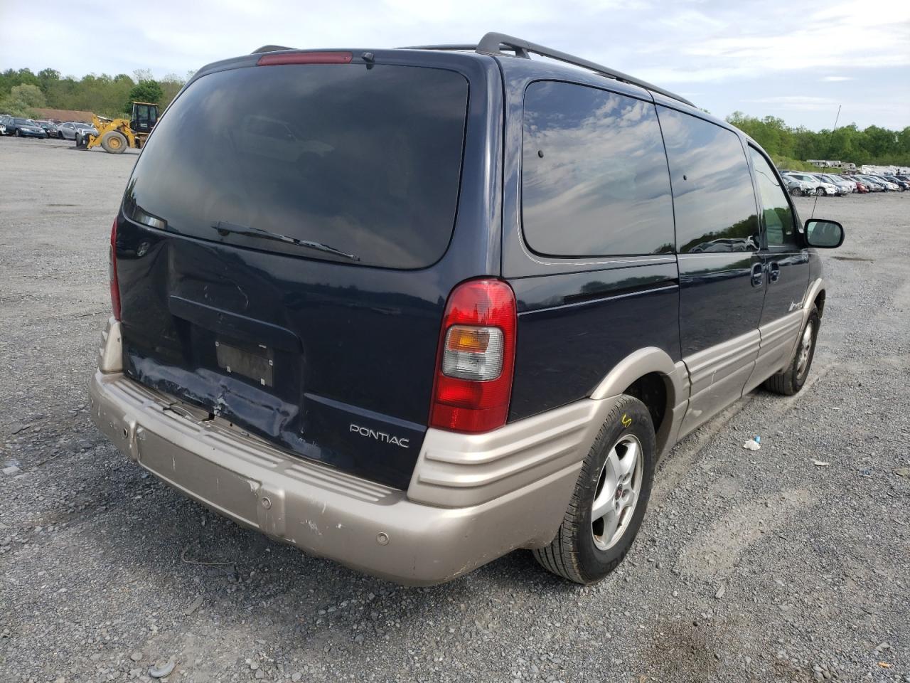 Photo 4 from auction – 2002 PONTIAC MONTANA with VIN 1GMDX03E22D271928