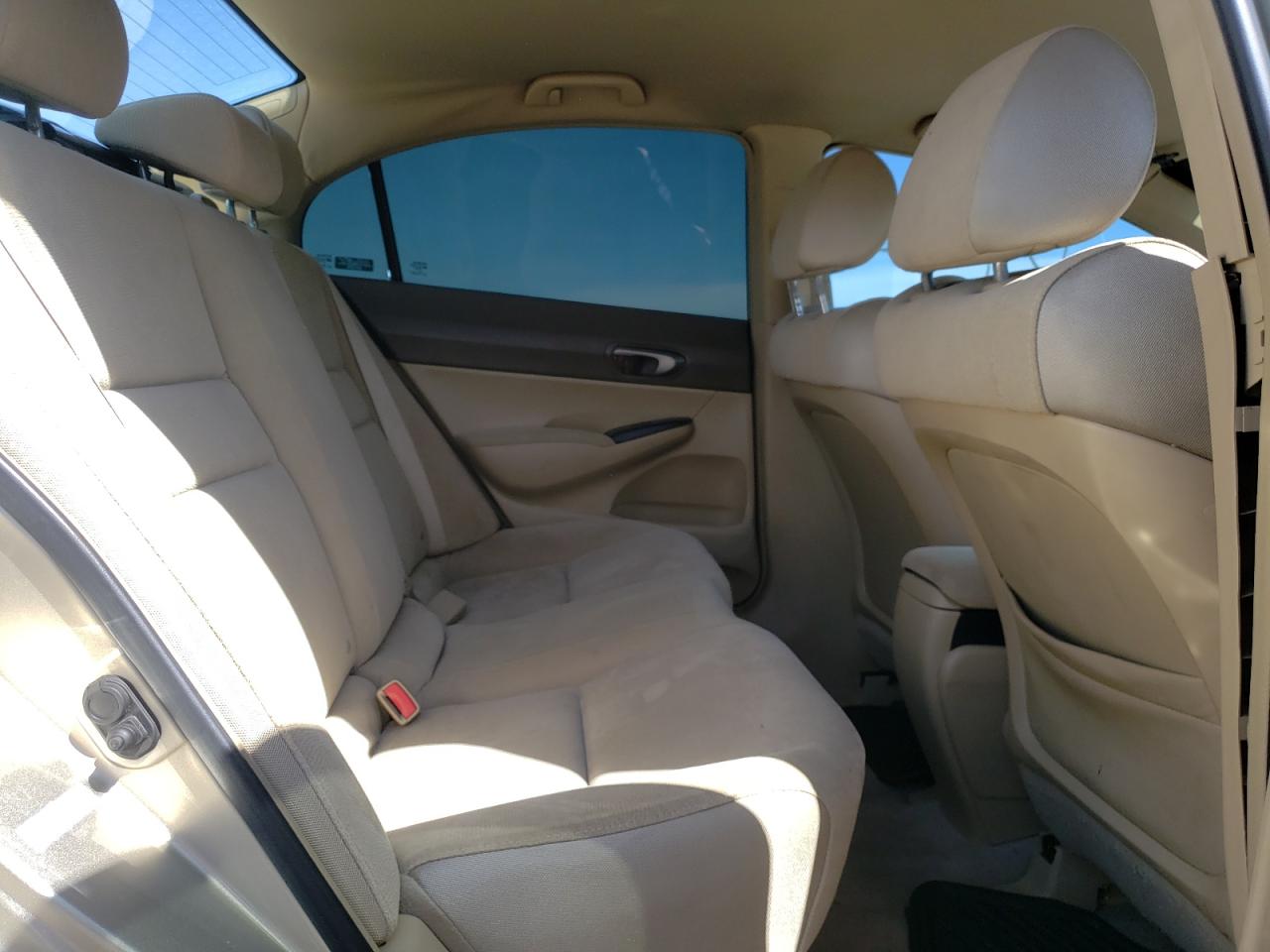 Photo 18 from auction – 2007 HONDA CIVIC LX with VIN 1HGFA16547L045243