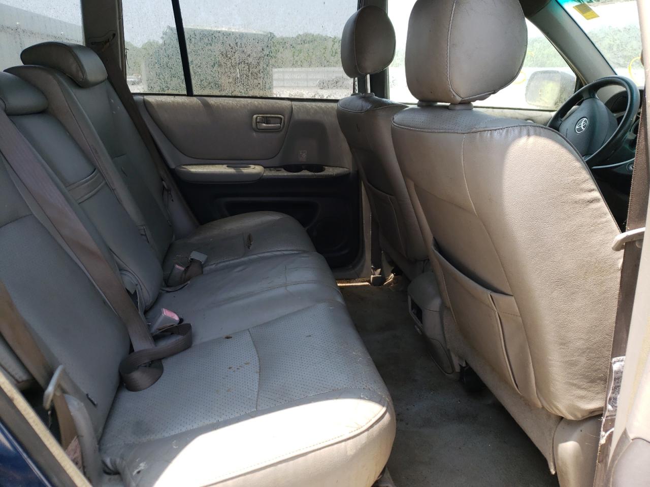 Photo 6 from auction – 2005 TOYOTA HIGHLANDER with VIN JTEGD21A350122585