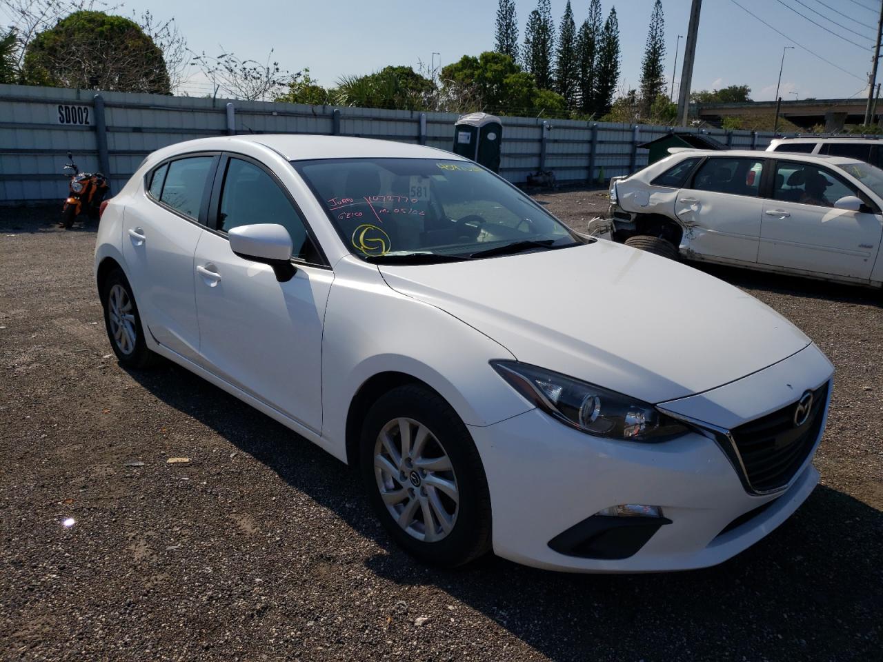 MAZDA 3 SPORT 2015 with VIN 3MZBM1K7XFM179728 - Photo from auction