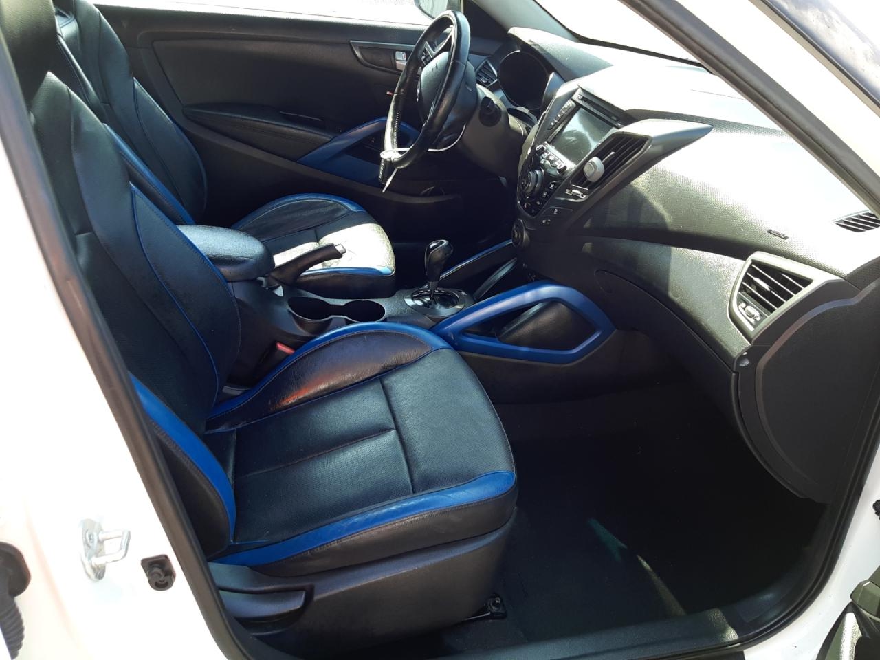 Photo 5 from auction – 2013 HYUNDAI VELOSTER T with VIN KMHTC6AE1DU172632