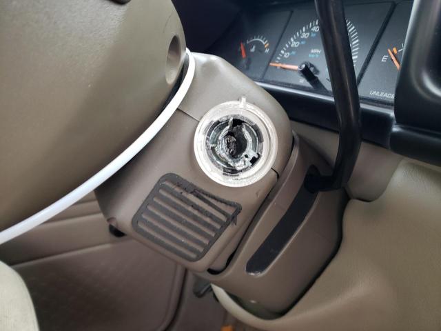 Photo 9 from auction – 1995 DODGE CARAVAN with VIN 2B4GH2538SR276986