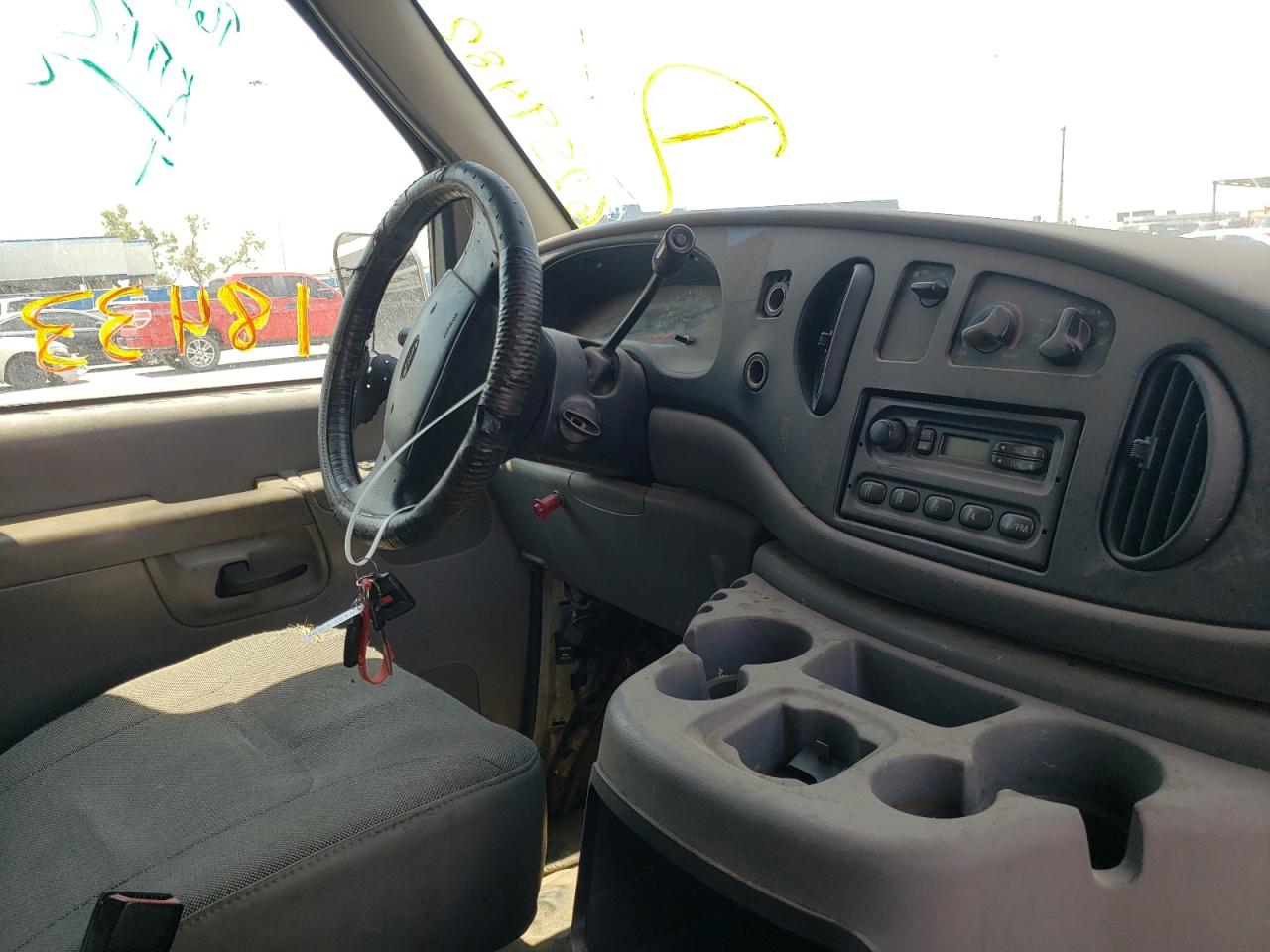 Photo 9 from auction – 2002 FORD ECONOLINE with VIN 1FTNE24L82HB36775