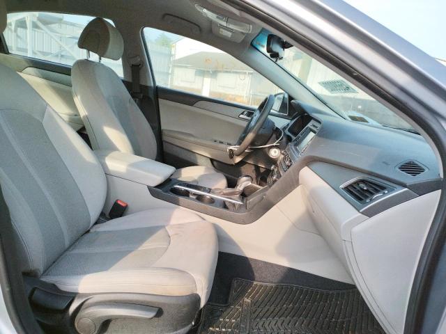 Photo 5 from auction – 2017 HYUNDAI SONATA SE with VIN 5NPE24AF1HH566256