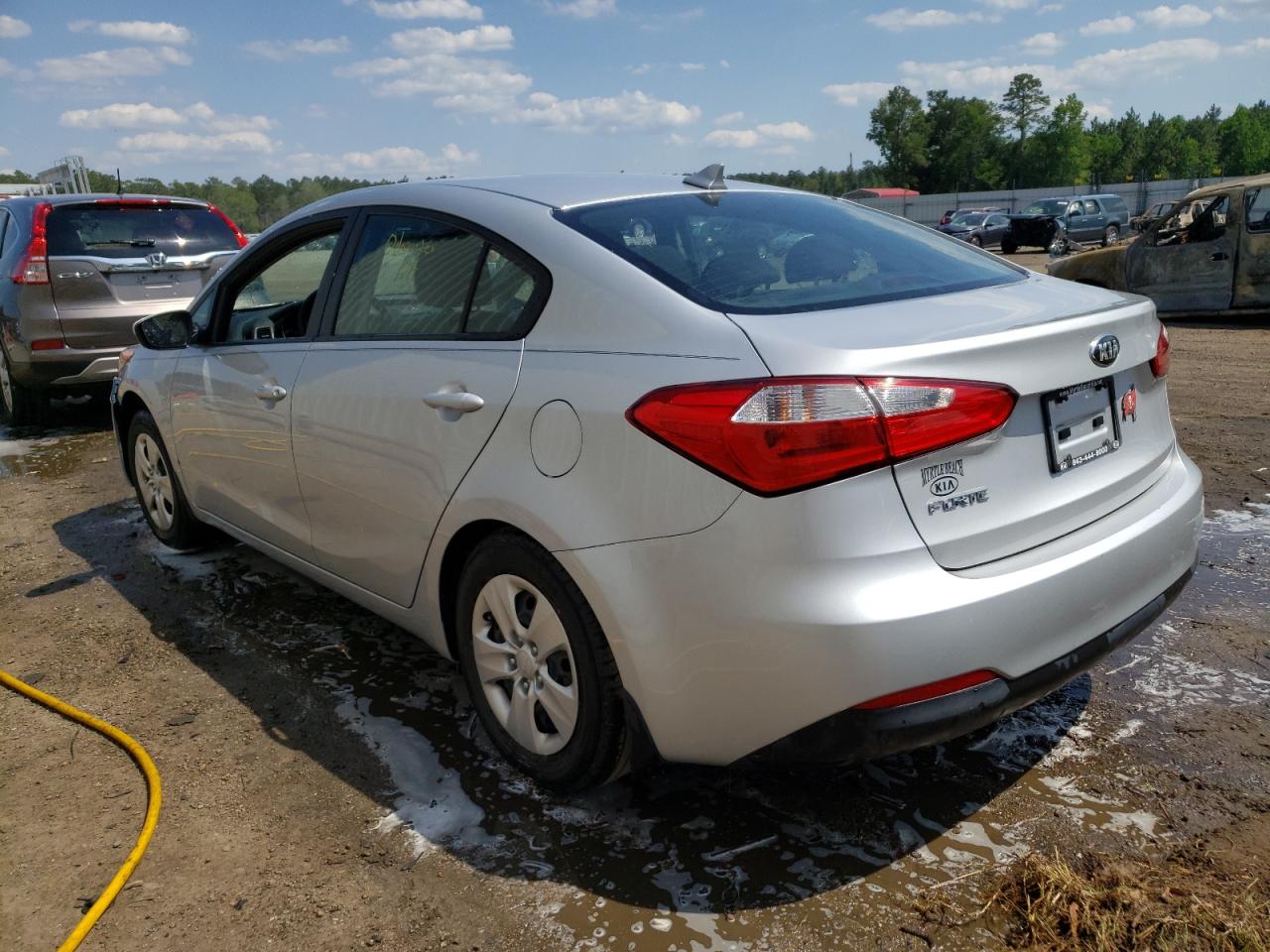Photo 3 from auction – 2016 KIA FORTE LX with VIN KNAFK4A61G5602611